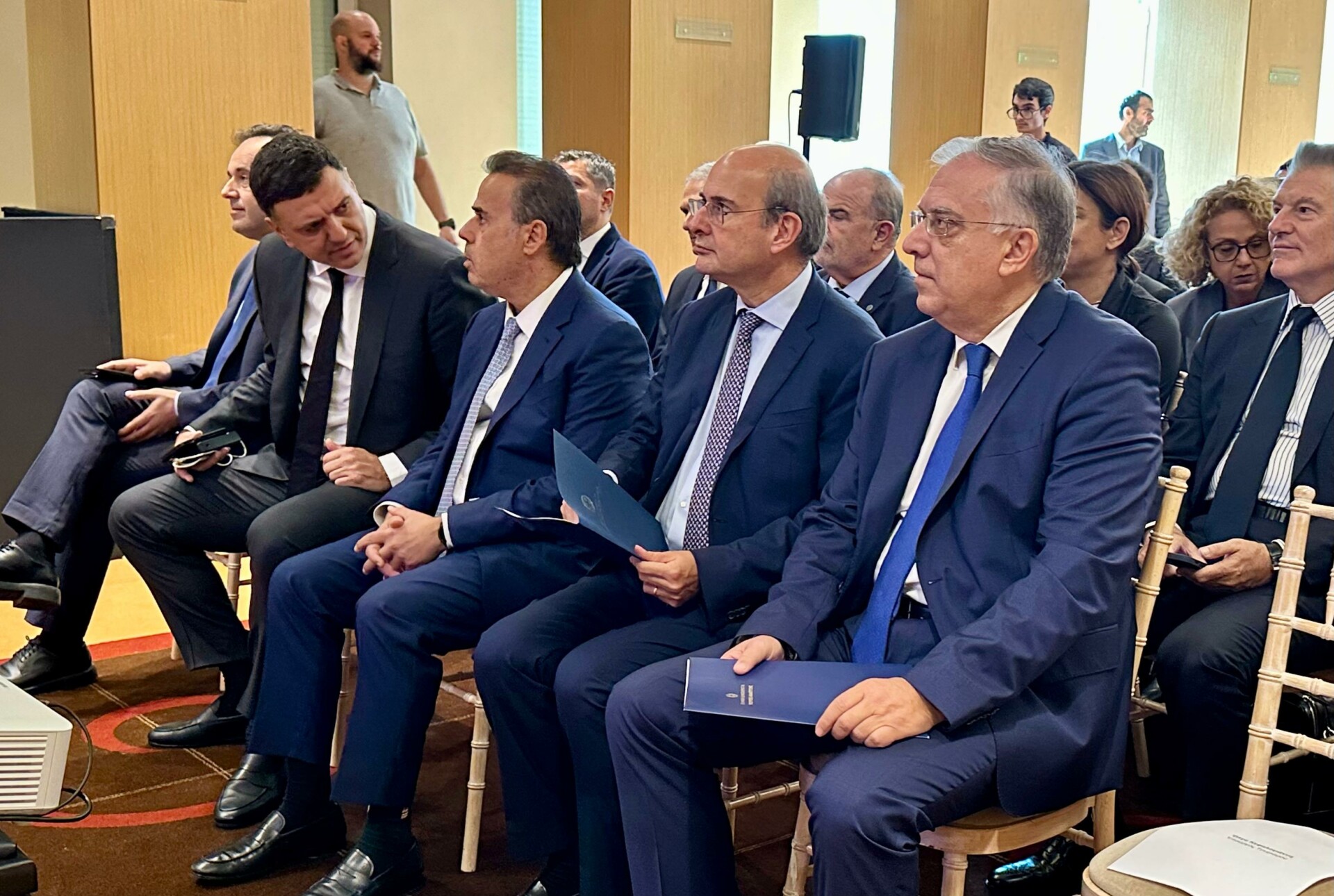 παπαστεργιου κικιλιας παπασταυρου χατζηδακης