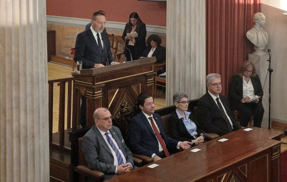 Στουρνάρας: Η ΕΚΤ πέτυχε “ήπια προσγείωση”, διατηρεί ανθεκτική οικονομία