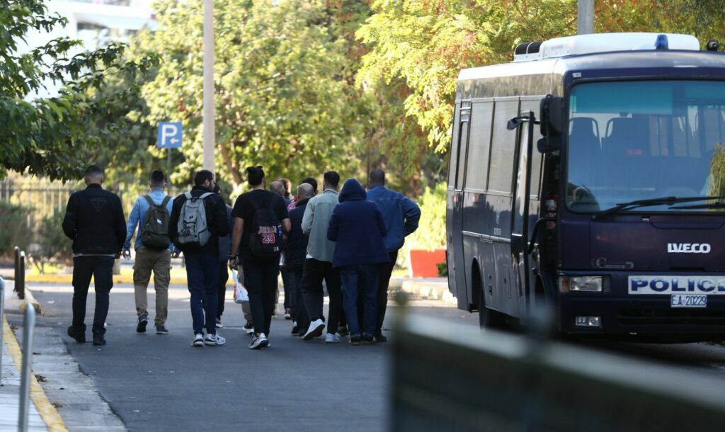 Εικονικά τιμολόγια: Προφυλακίστηκαν 5 κατηγορούμενοι, ανάμεσά τους ο αρχηγός