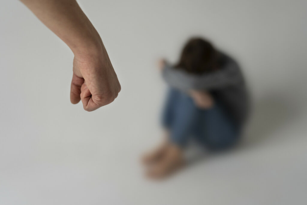 Κορωπί: Σε κρίσιμη κατάσταση η 40χρονη που ξυλοκοπήθηκε άγρια από τον σύντροφό της