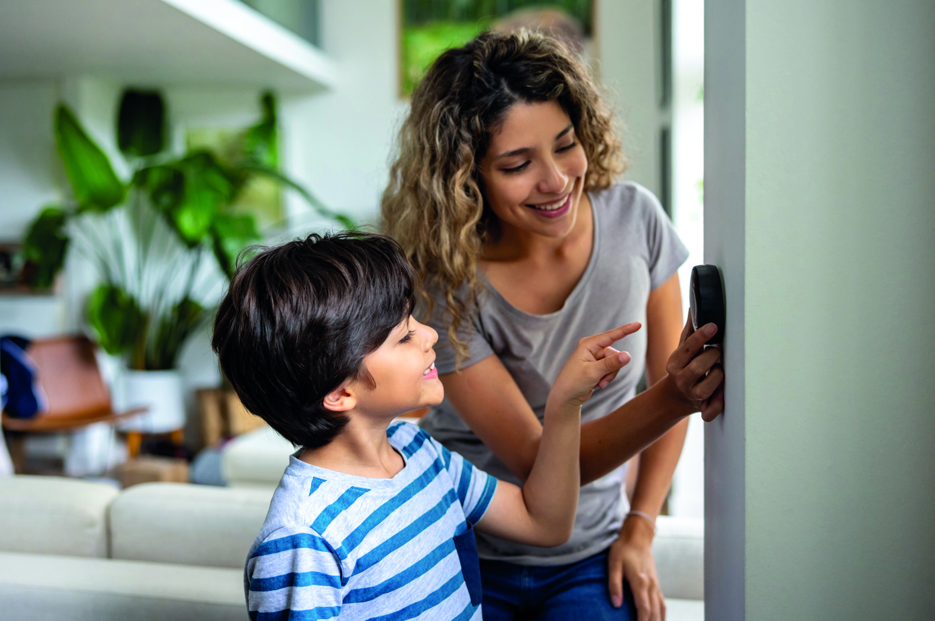 Εξοικονομω εθνικη τραπεζα μαμα γιος