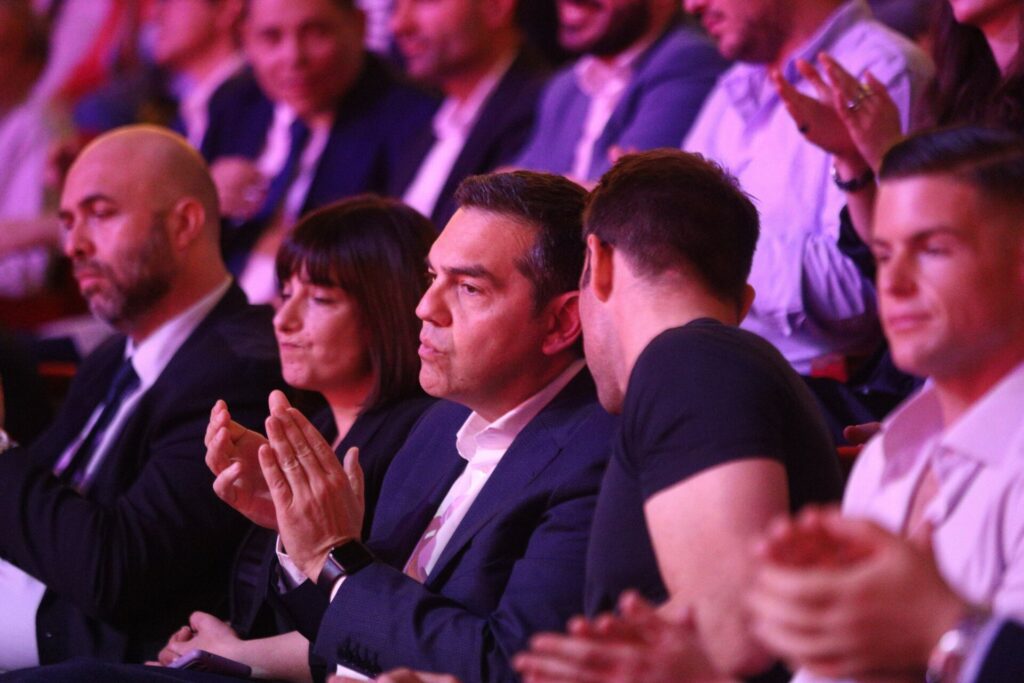 Ο Τσίπρας που δεν ξεχνά τι έκανε ο Κασσελάκης, οι Βούλγαροι που δεν σταματούν να αγοράζουν εξοχικά στην Κεντρική Μακεδονία και η αναπόφευκτη αναδιάρθρωση στα ΕΛΤΑ
