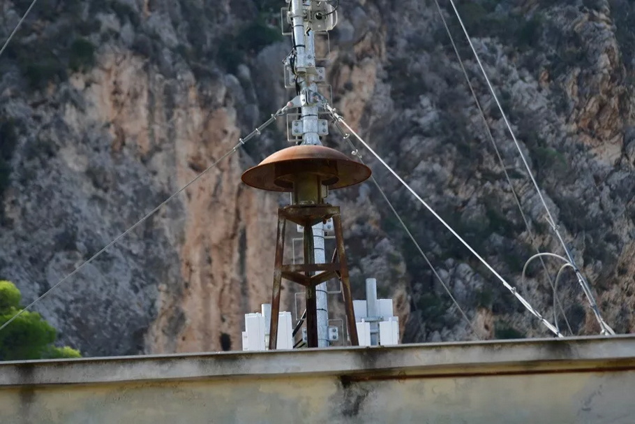 ΠΑΡΜΕΝΙΩΝ-25: Τι ώρα θα ηχήσουν σειρήνες σε όλη τη χώρα