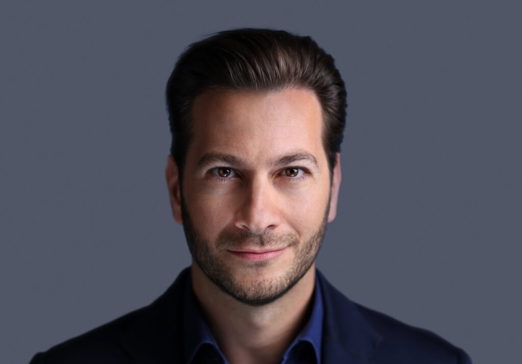 Η Κυριακούλης μετονομάζεται σε Y/KNOT Invest