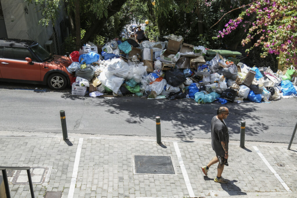 Η Αθήνα δεν μπορεί να μην είναι καθαρή