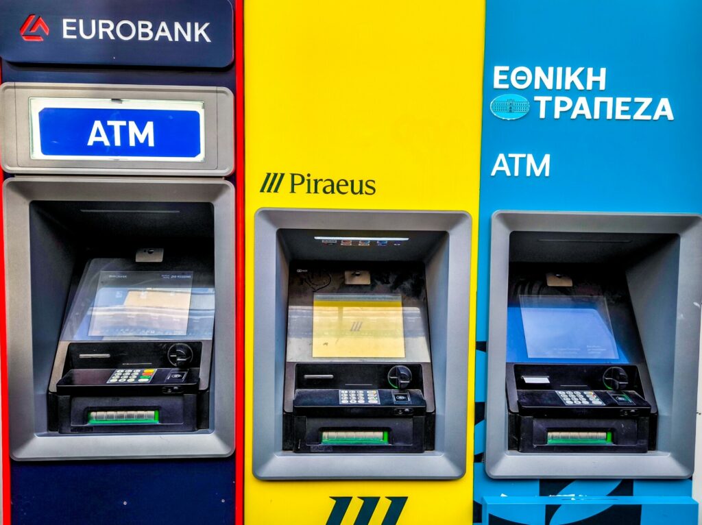 Συντάξεις Νοεμβρίου 2025: Τι ώρα θα φανούν τα χρήματα στα ΑΤΜ την Παρασκευή