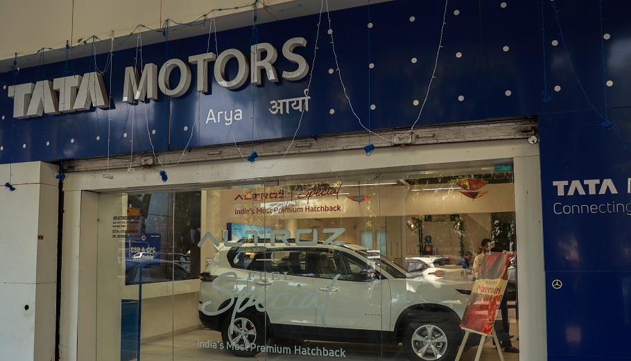 Οι εσωτερικές διαμάχες στον Όμιλο Tata προκαλούν την παρέμβαση του Μόντι