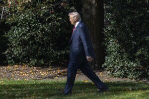 Τραμπ: Το Ιράν θέλει να διαπραγματευτεί με τις ΗΠΑ