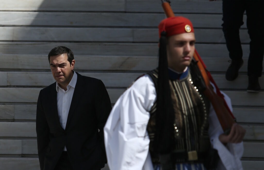 Παρέμβαση Τσίπρα για το Μνημείο του Αγνώστου Στρατιώτη