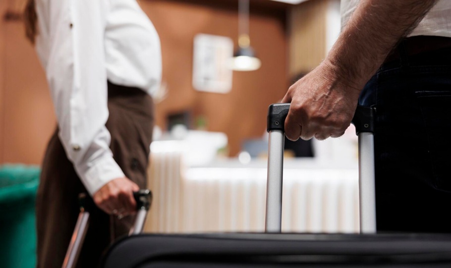 Βραχυχρόνια μίσθωση 2025: Η σιωπηλή ανατροπή στον ελληνικό τουρισμό