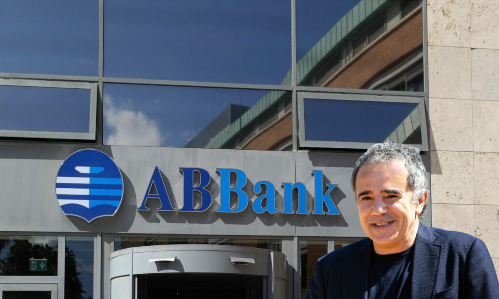 Οι δύο δρόμοι για τους δανειολήπτες σε ελβετικό φράγκο, η Fitch που ετοιμάζεται να επιβραβεύσει τις ελληνικές τράπεζες και το πρώτο κατάστημα της Aegean Baltic Bank του Μυστακίδη στη Θεσσαλονίκη