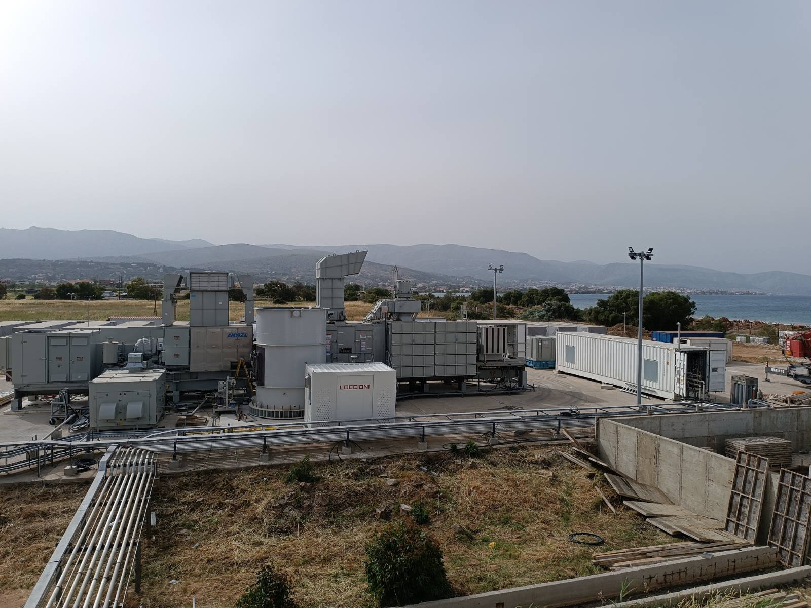 Ο σταθμός ηλεκτροπαραγωγής της ΔΕΗ στη Χίο© ΔΕΗ