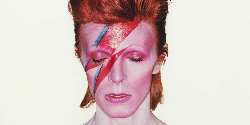 Η “Μόνα Λίζα της ποπ” του Ντέιβιντ Μπόουι έσπασε ρεκόρ σε δημοπρασία