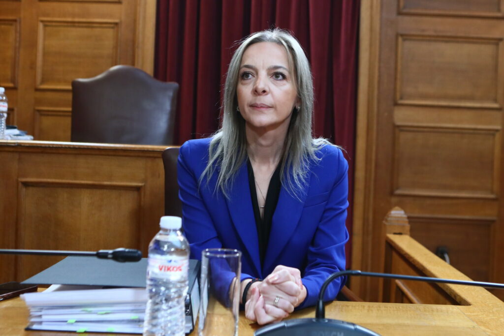 ΟΠΕΚΕΠΕ: Μετωπική Κωνσταντοπούλου – Σεμερτζίδου για Porsche και επιδοτήσεις