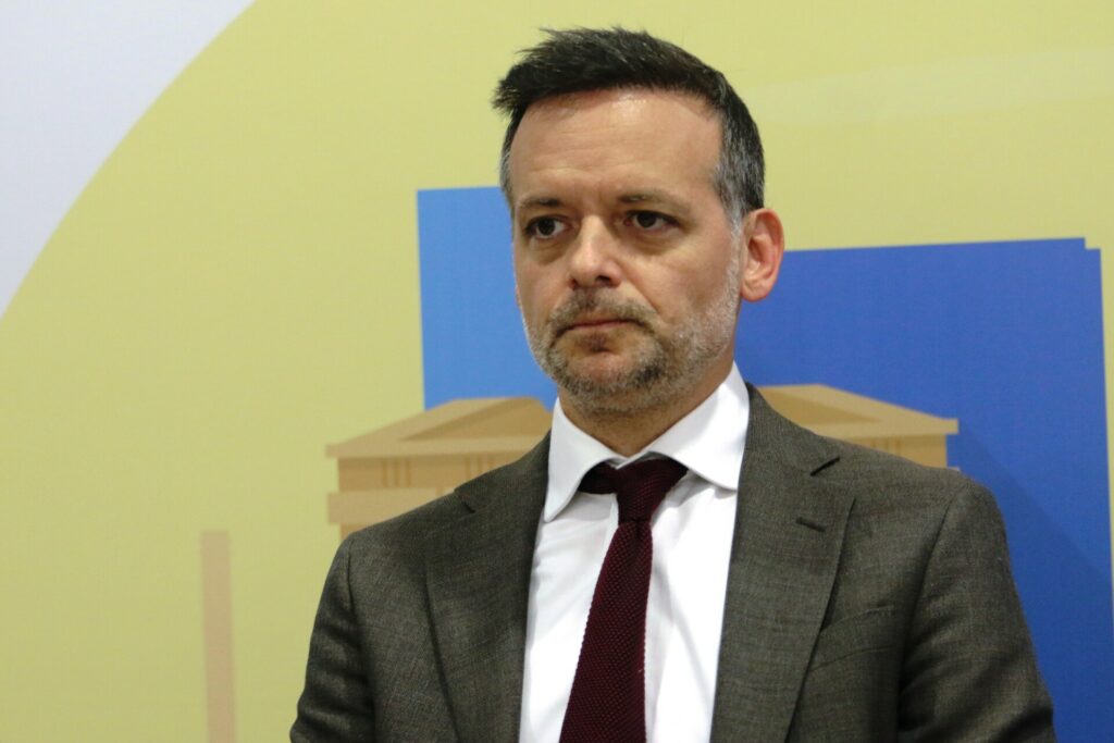 Αναταράξεις στον ΠΑΣΟΚ μετά την πρόταση Δούκα για συνεργασία με τον Τσίπρα