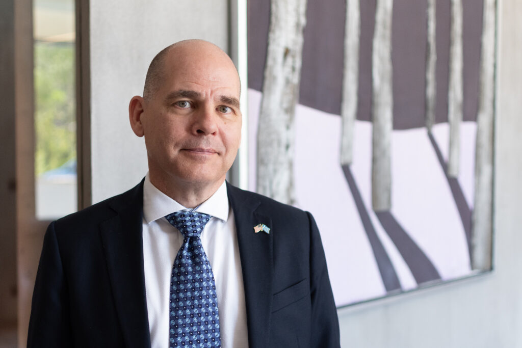 Edward C. Wingenbach (Deree): Συνεργασία με διακεκριμένο ξένο ίδρυμα για μη κρατικό πανεπιστήμιο στην Ελλάδα