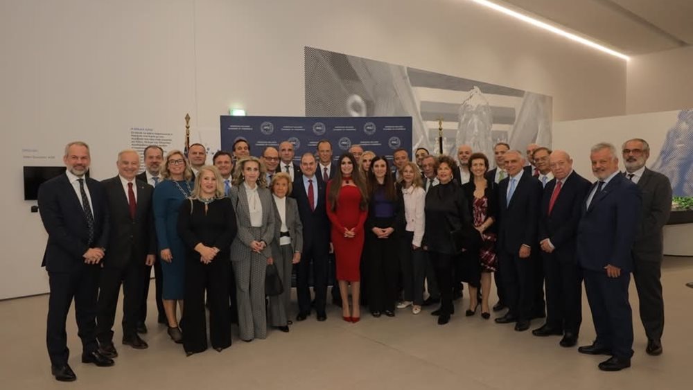 Με το ΔΣ του Ελληνοαμερικανικού Επιμελητηρίου συναντήθηκε η πρέσβης των ΗΠΑ