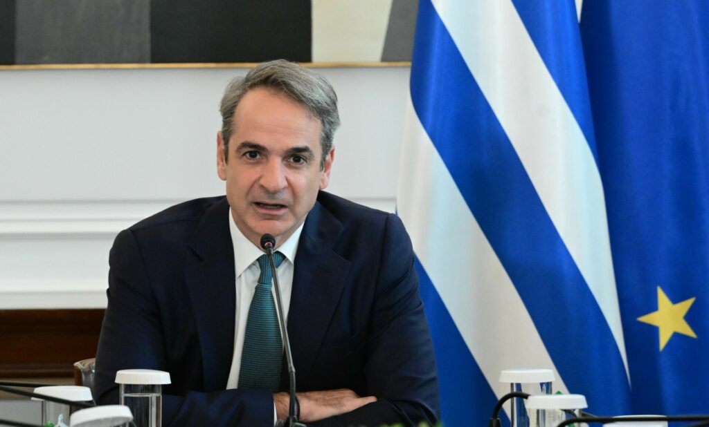 Το κάλεσμα Μητσοτάκη στους βουλευτές της ΝΔ, οι εκτιμήσεις των δημοσκόπων για τα υπό ίδρυση κόμματα, o “ρυθμιστής” για τις υπουργικές καρέκλες και τα νέα σενάρια για πώληση του OPEN