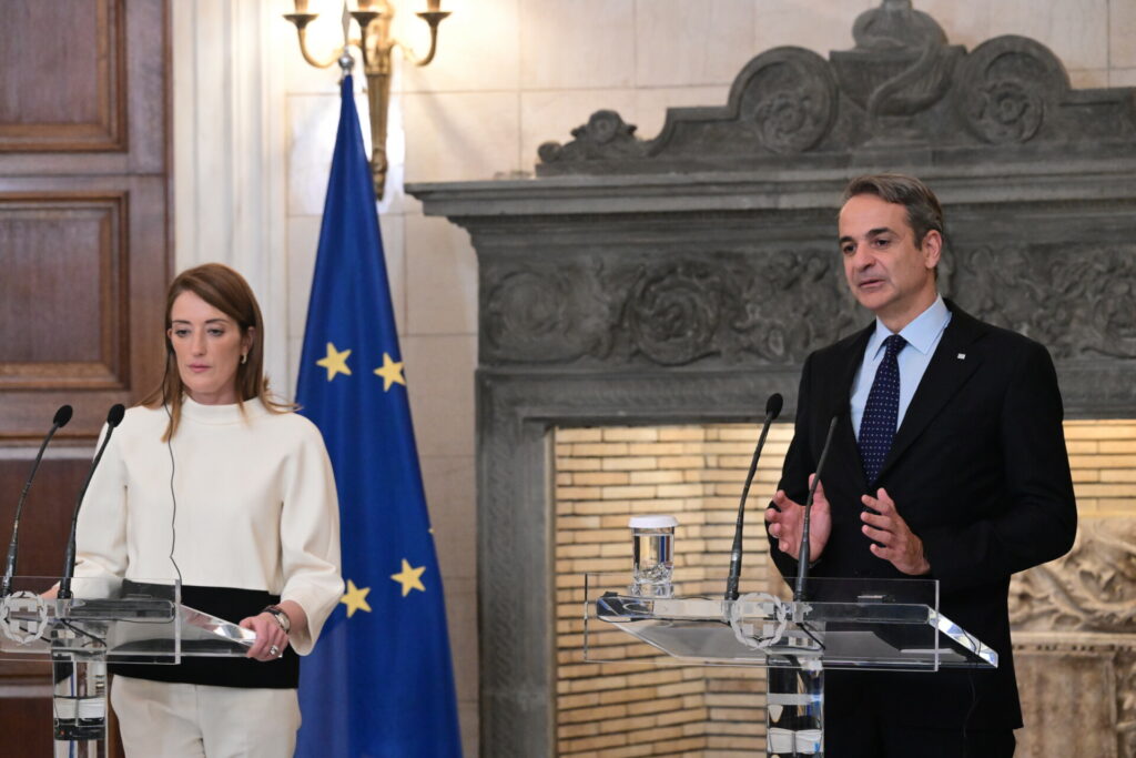 Μητσοτάκης σε Μέτσολα: Ανάγκη η Ευρώπη να ωριμάσει γεωπολιτικά