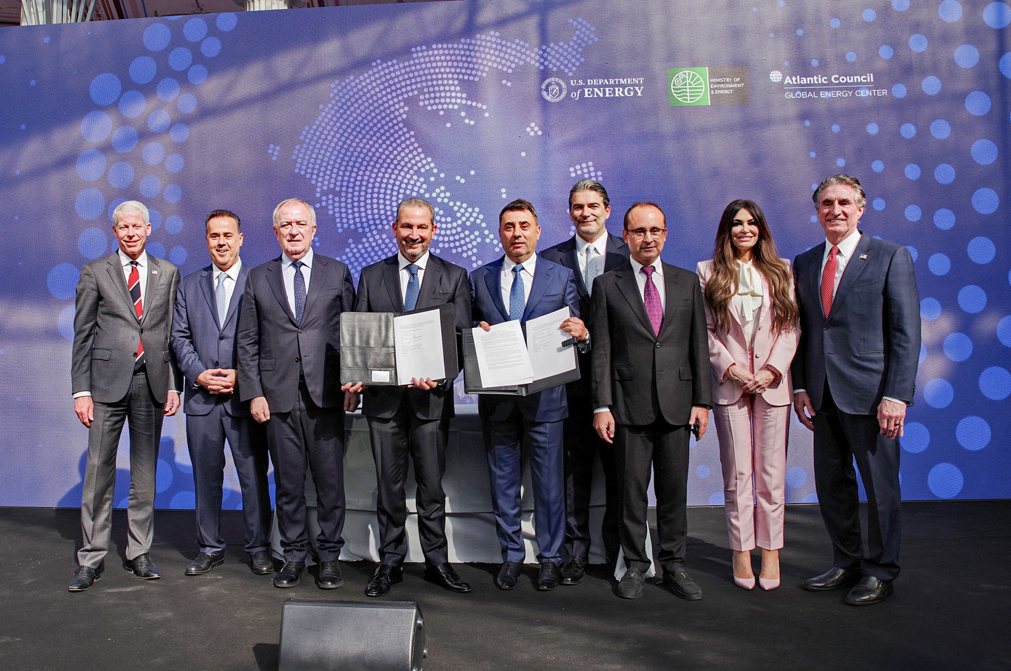 Μνημόνιο κατανόησης μεταξύ της ATLANTIC SEE και της κρατικής ρουμανικής εταιρείας «Transgaz» © ΔΤ