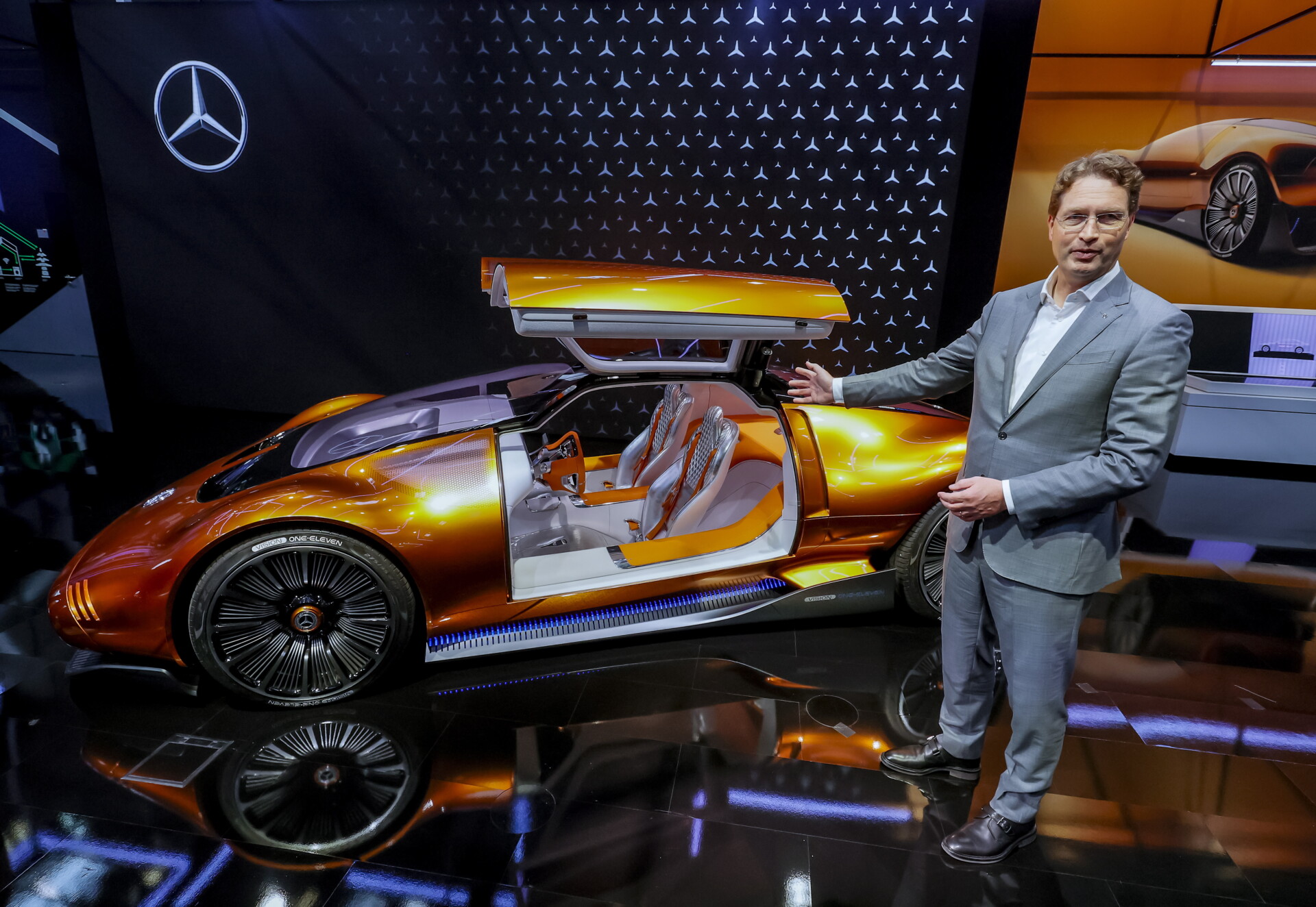 Ο CEO της Mercedes-Benz, Όλα Καλένιους ηλεκτροκινηση