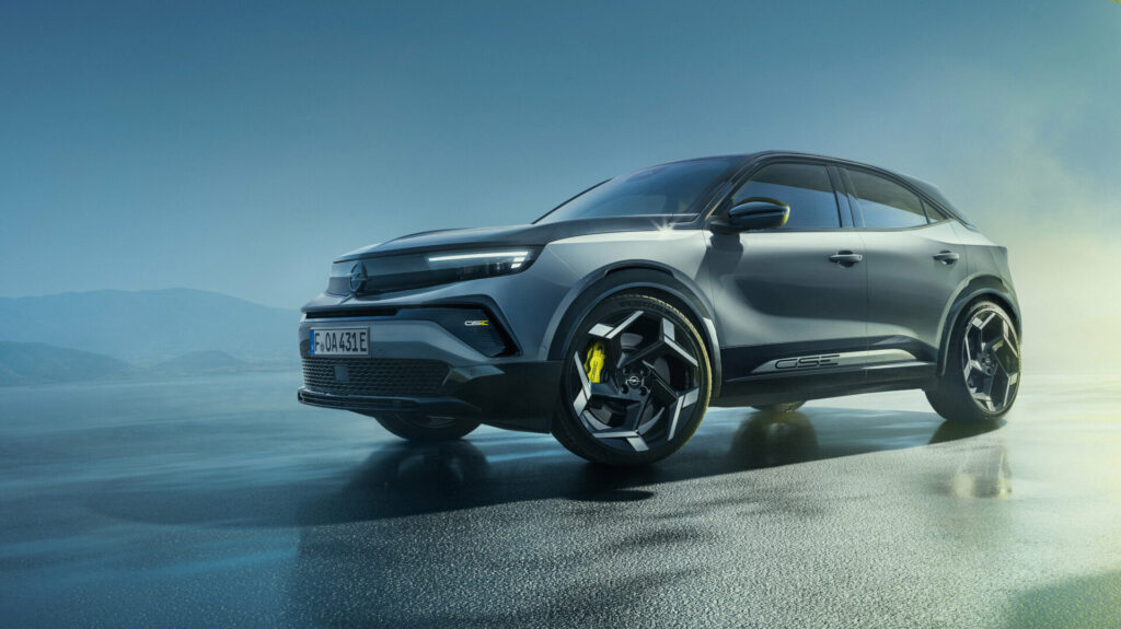 Opel Mokka GSE: Στην Ελλάδα το 2026 τo πιο γρήγορο αμιγώς ηλεκτρικό Opel