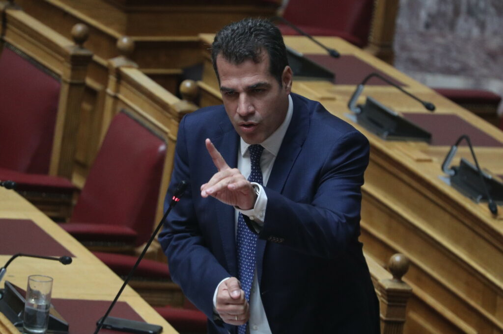 Πλεύρης: Συζητάμε για κέντρο επιστροφής παράνομων μεταναστών σε αφρικανικό έδαφος