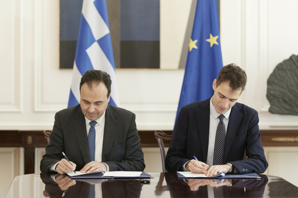 Η ευρωπαϊκή απάντηση στο ChatGPT περνά από την Αθήνα, πώς φτάσαμε στο μνημόνιο Ελλάδας-Mistral