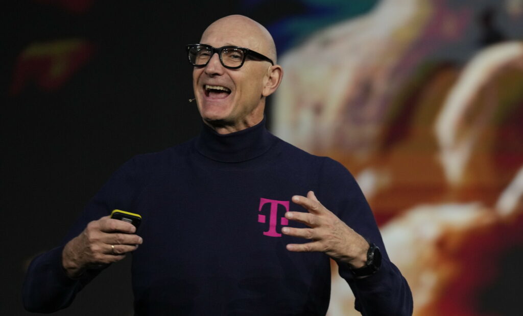 Deutsche Telekom: Αυξάνει τα μερίσματα μετά το ρεκόρ EBITDA