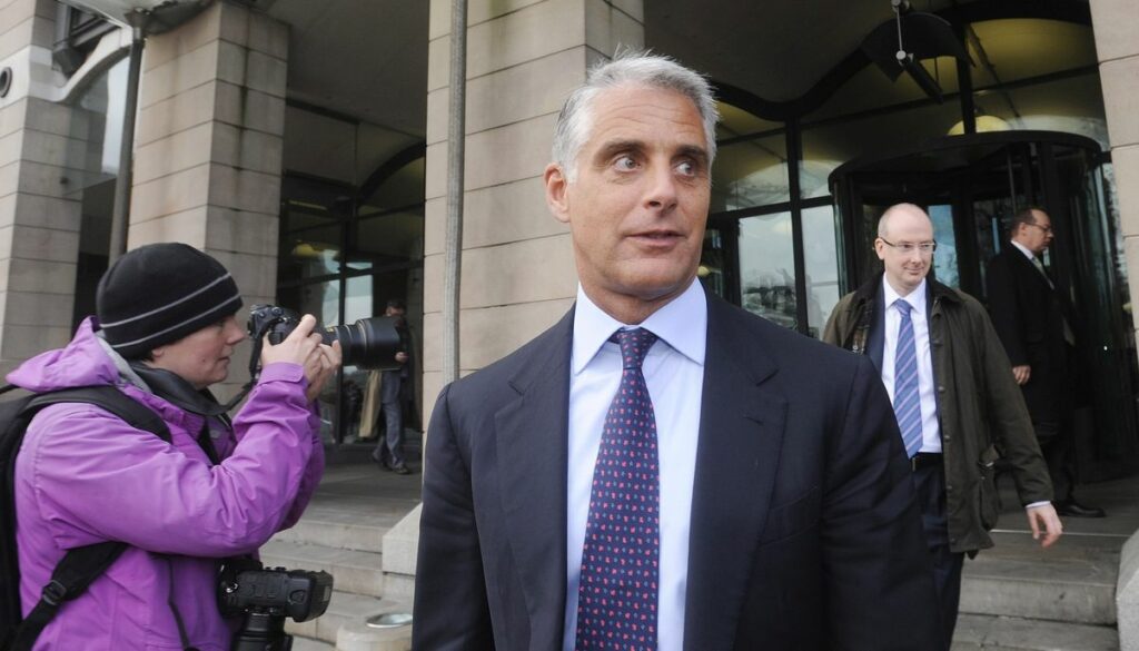 FT: Το ελληνικό στοίχημα του Ορσέλ, γιατί η UniCredit “ποντάρει” στην Alpha Bank