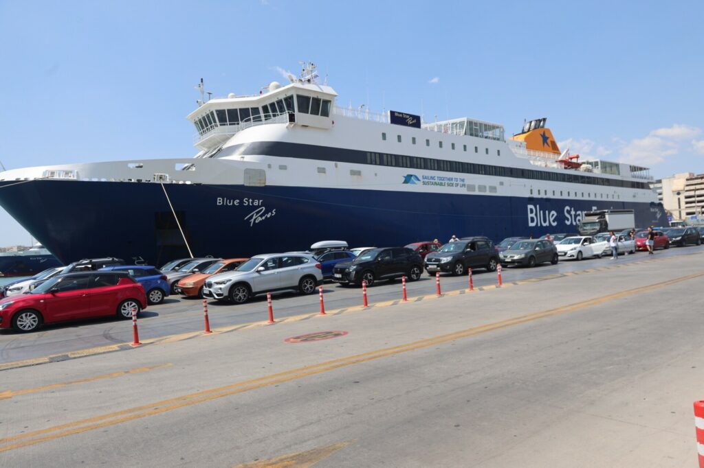 Black Friday 2025: Εκπτώσεις σε Blue Star Ferries, Hellenic Seaways και ANEK Lines