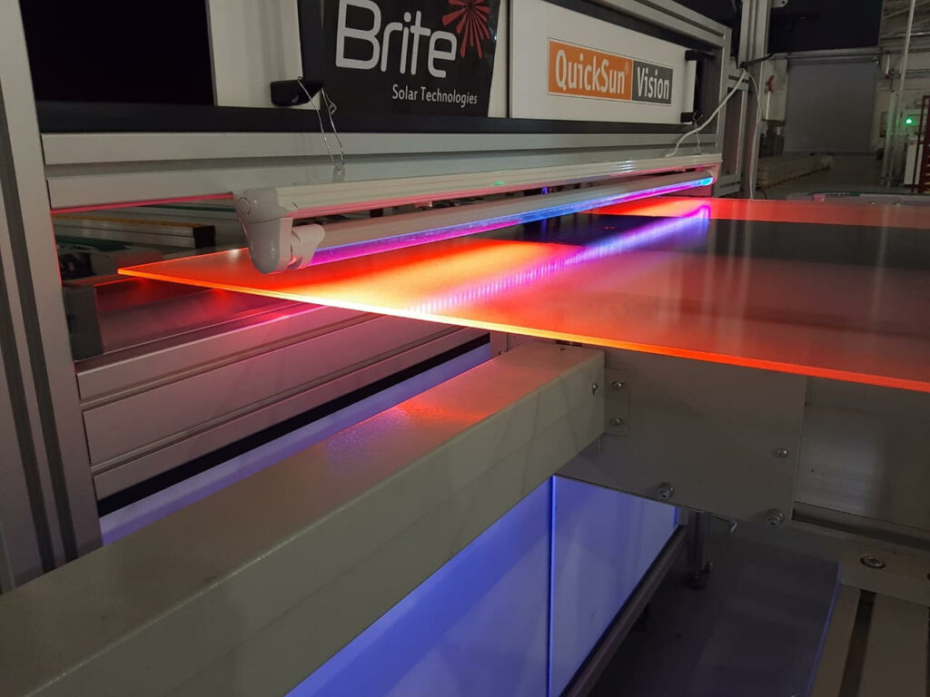 Επένδυση 15 εκατ. της Brite Solar στο καινοτόμο «δυναμικό γυαλί»