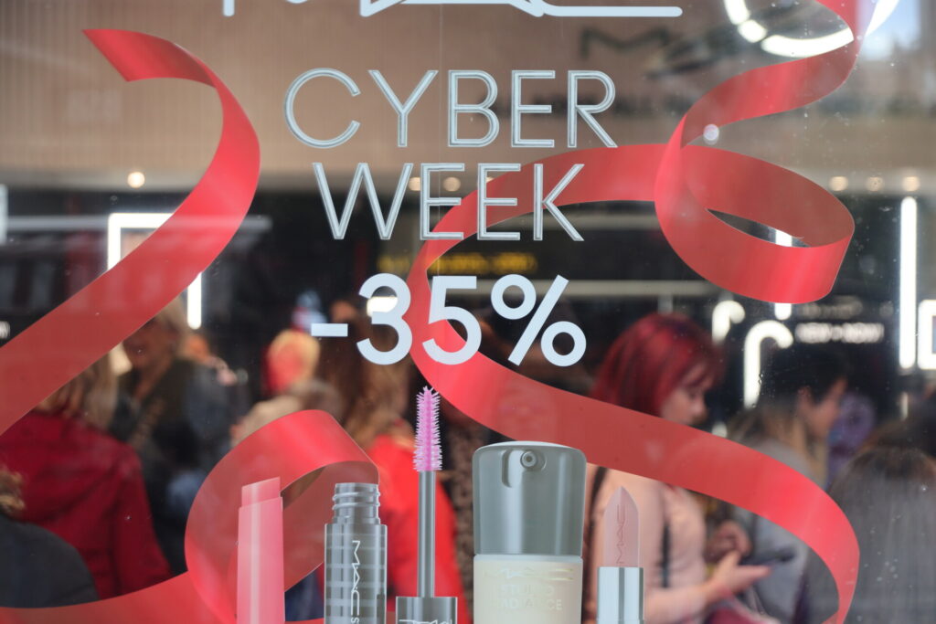 Black Friday – Cyber Monday 2025: Οδηγός ασφαλών αγορών, αύξηση τζίρου αναμένει η αγορά