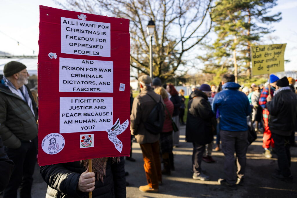 Η Ελβετία απορρίπτει τη φορολόγηση των πολύ πλούσιων με ποσοστό 79%