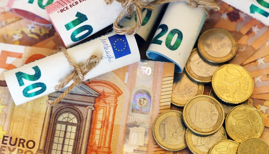 Επίδομα 250 ευρώ: Πότε θα μπουν τα χρήματα στα ΑΤΜ