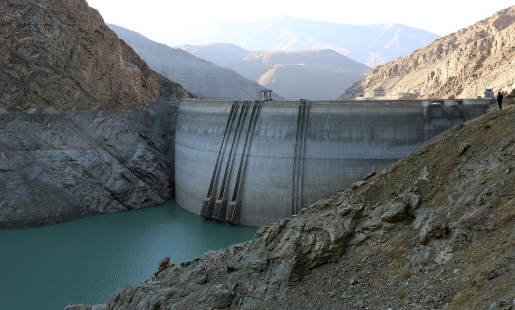 Ιράν: Διακόπηκε η παραγωγή ηλεκτρικής ενέργειας σε μεγάλο φράγμα λόγω ξηρασίας