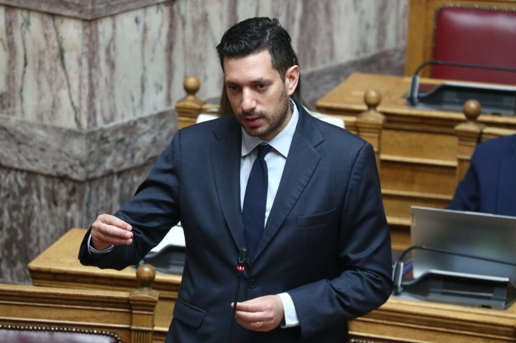 Κυρανάκης: Νέα λεωφορεία και 300 προσλήψεις οδηγών το 2026