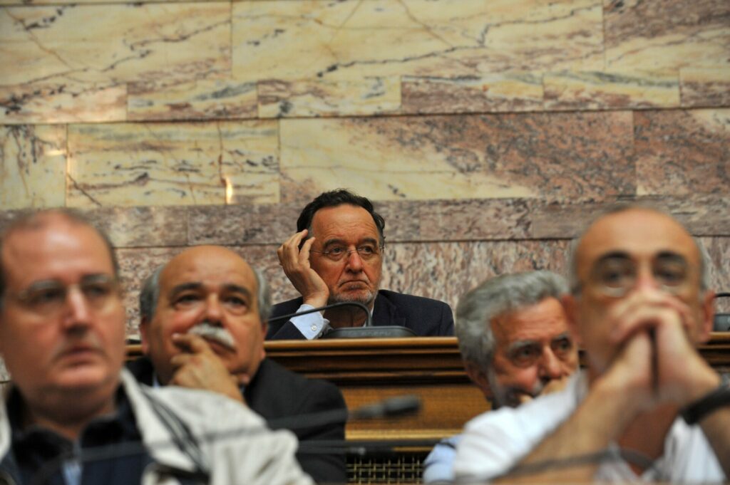 Νέο καρφί Λαφαζάνη σε Τσίπρα: Λέει ψέματα στην “Ιθάκη”