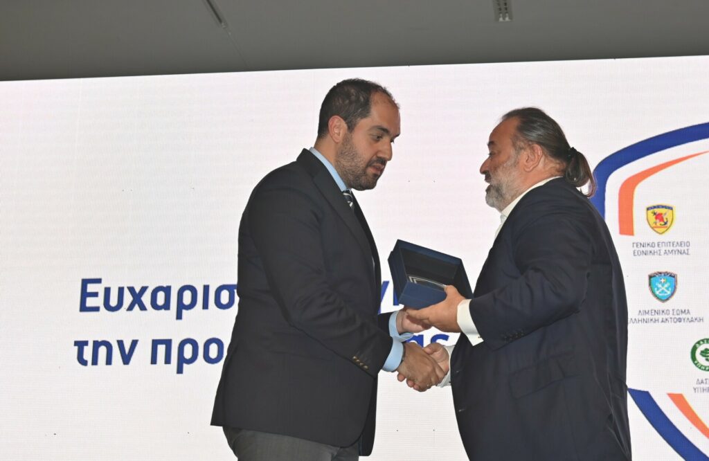 Ηλιόπουλος και SEAJETS βραβεύτηκαν για τη συμβολή τους στην κατάσβεση πυρκαγιών