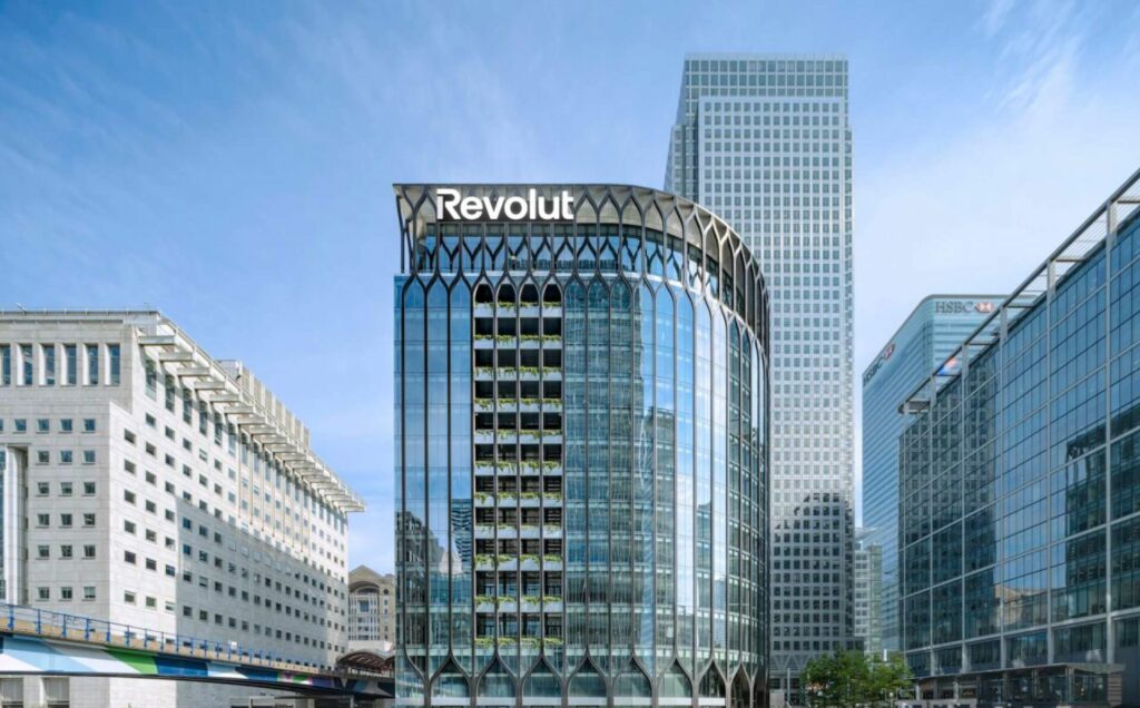 Revolut: Ανοίγει κατάστημα στην Ελλάδα έως το τέλος του έτους