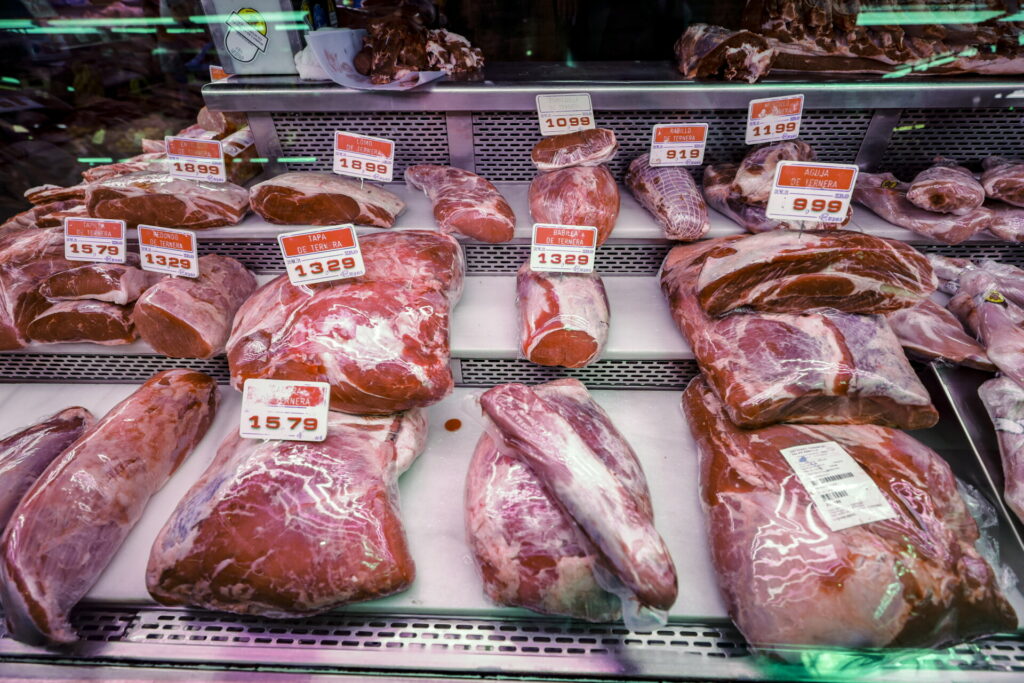 Ισπανία: Μπλόκο στις εξαγωγές χοιρινού λόγω πανώλης