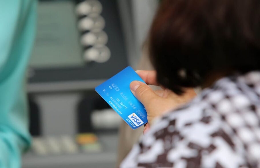 Συντάξεις Δεκεμβρίου 2025: Η ημέρα και η ώρα που θα πληρωθούν οι πρώτοι δικαιούχοι