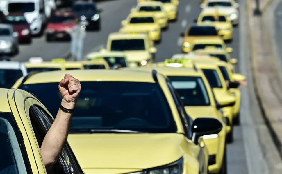 Απεργία στα ταξί της Αθήνας, τι καταγγέλλει ο Λυμπερόπουλος