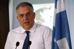 Θεοδωρικάκος: Τη Δευτέρα η πρόσκληση ενδιαφέροντος για τον προσωρινό διοικητή