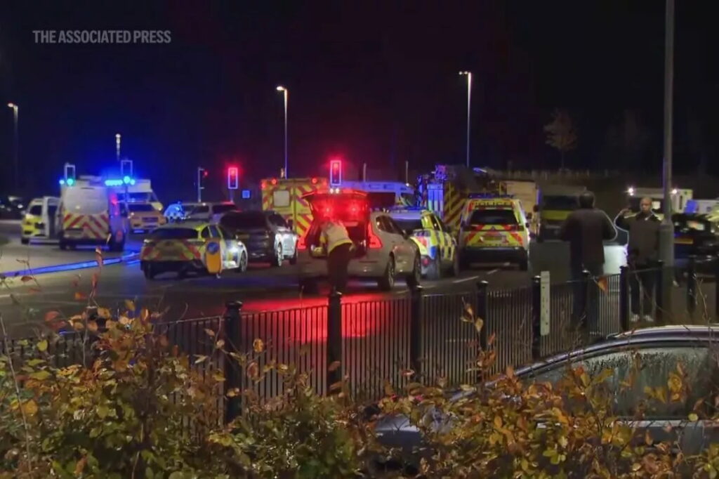 Βρετανία: Δέκα τραυματίες από επίθεση με μαχαίρι σε τρένο