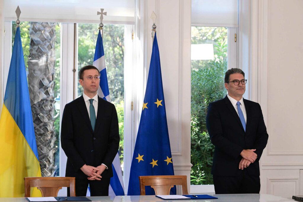 Συμφωνία ΔΕΠΑ-Naftogaz για προμήθεια αμερικανικού LNG στην Ουκρανία