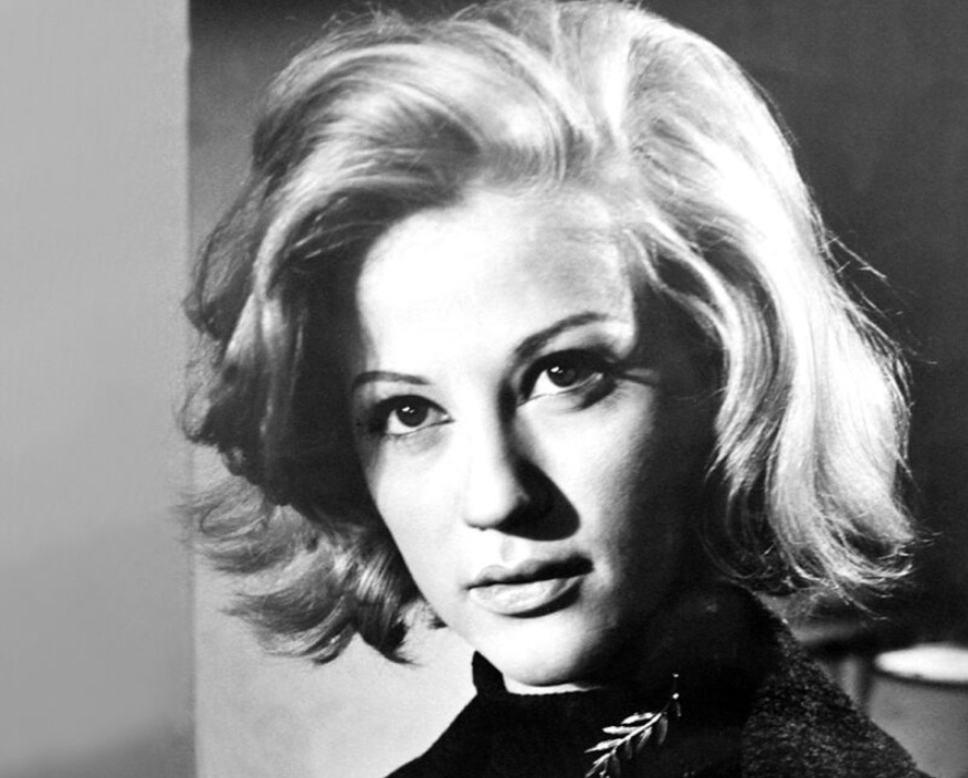 Σε δημοπρασία ο θησαυρός της Ζωής Λάσκαρη, άνω των 120.000 ευρώ η αξία των κοσμημάτων