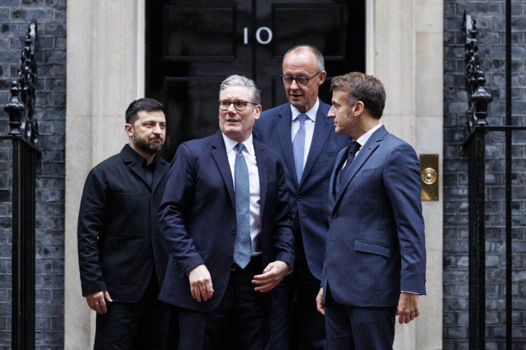 Ουκρανία: Η Ευρώπη βλέπει το σχέδιο Τραμπ ως Δούρειο Ίππο για τη Ρωσία