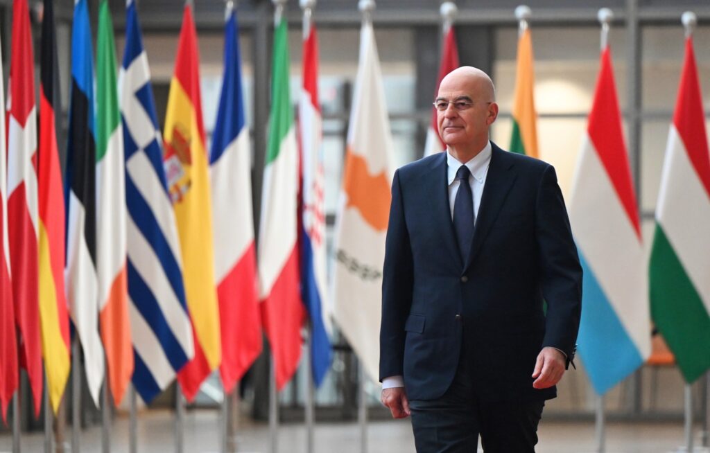 Δένδιας: Μπορούμε να δώσουμε στην ΕΕ τη δική μας προοπτική προστασίας