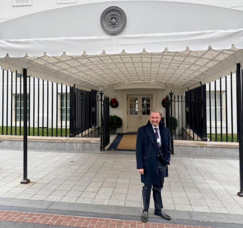 Ο επικεφαλής της εταιρείας Aktor, Αλέξανδρος Εξάρχου στον Λευκό Οίκο © Hellas Journal